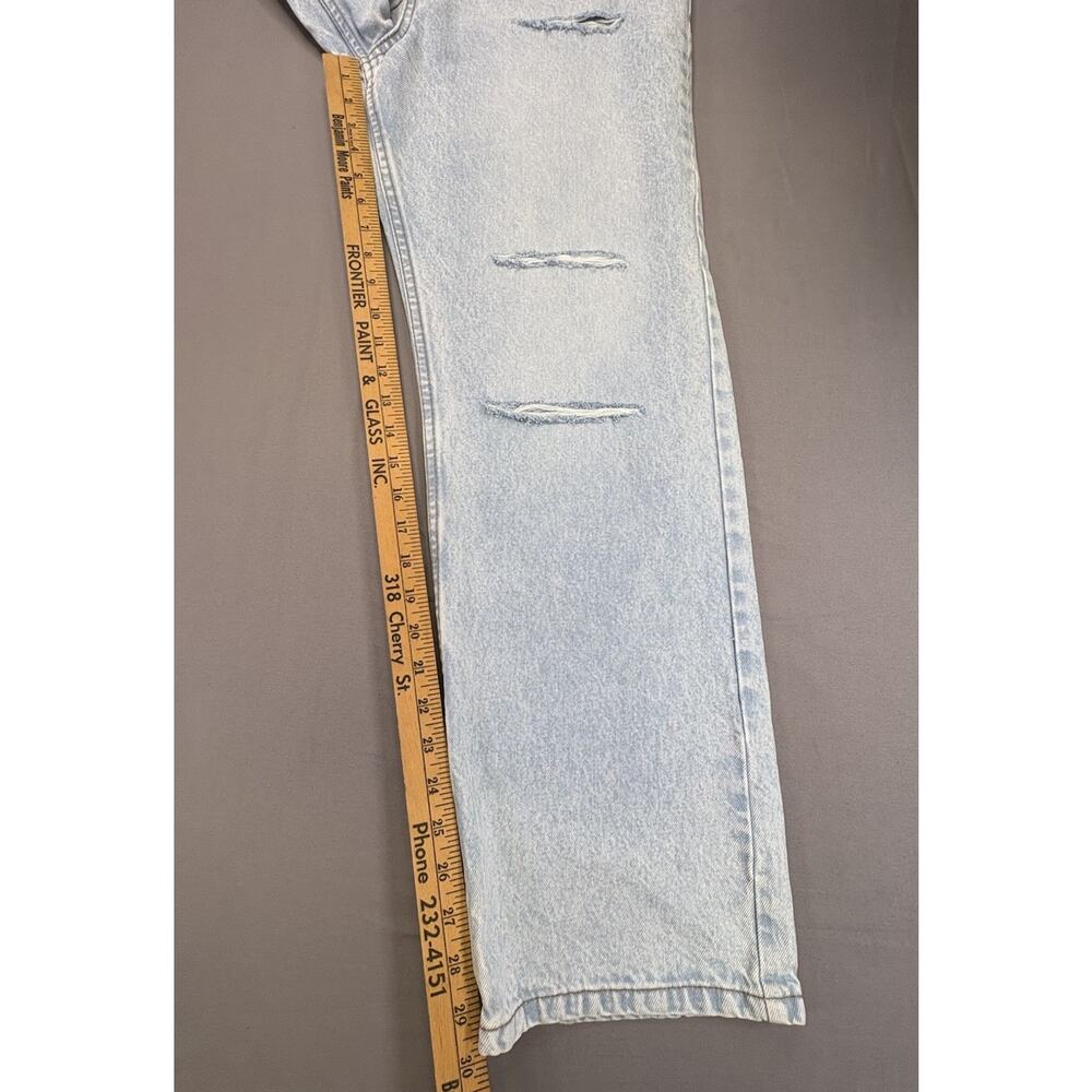 Pretty Little Thing PLT Jeans US 8 Light Blue Wash Distressed Straight Leg NWT - Picture 7 of 11